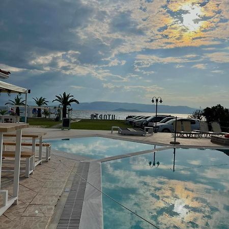 Umbrella Beach Apartments Kávos Exterior foto