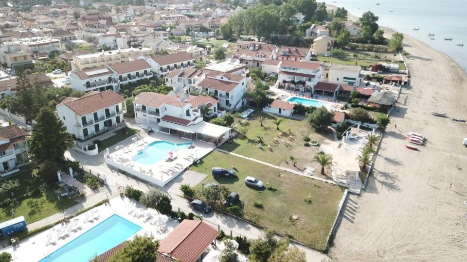 Umbrella Beach Apartments Kávos Exterior foto
